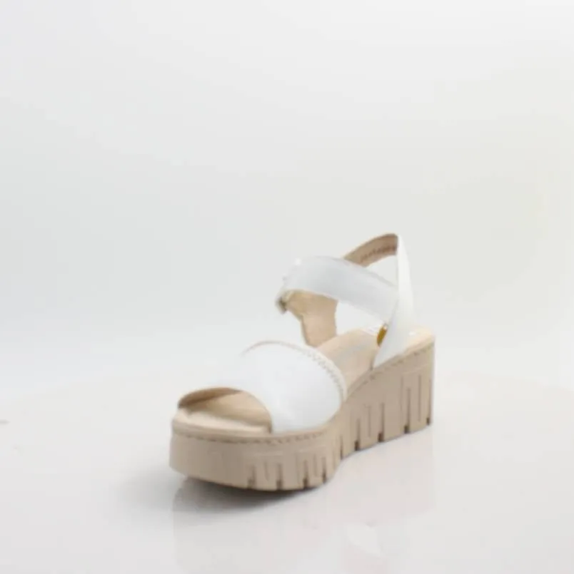 68057  RIEKER 24 SANDALS