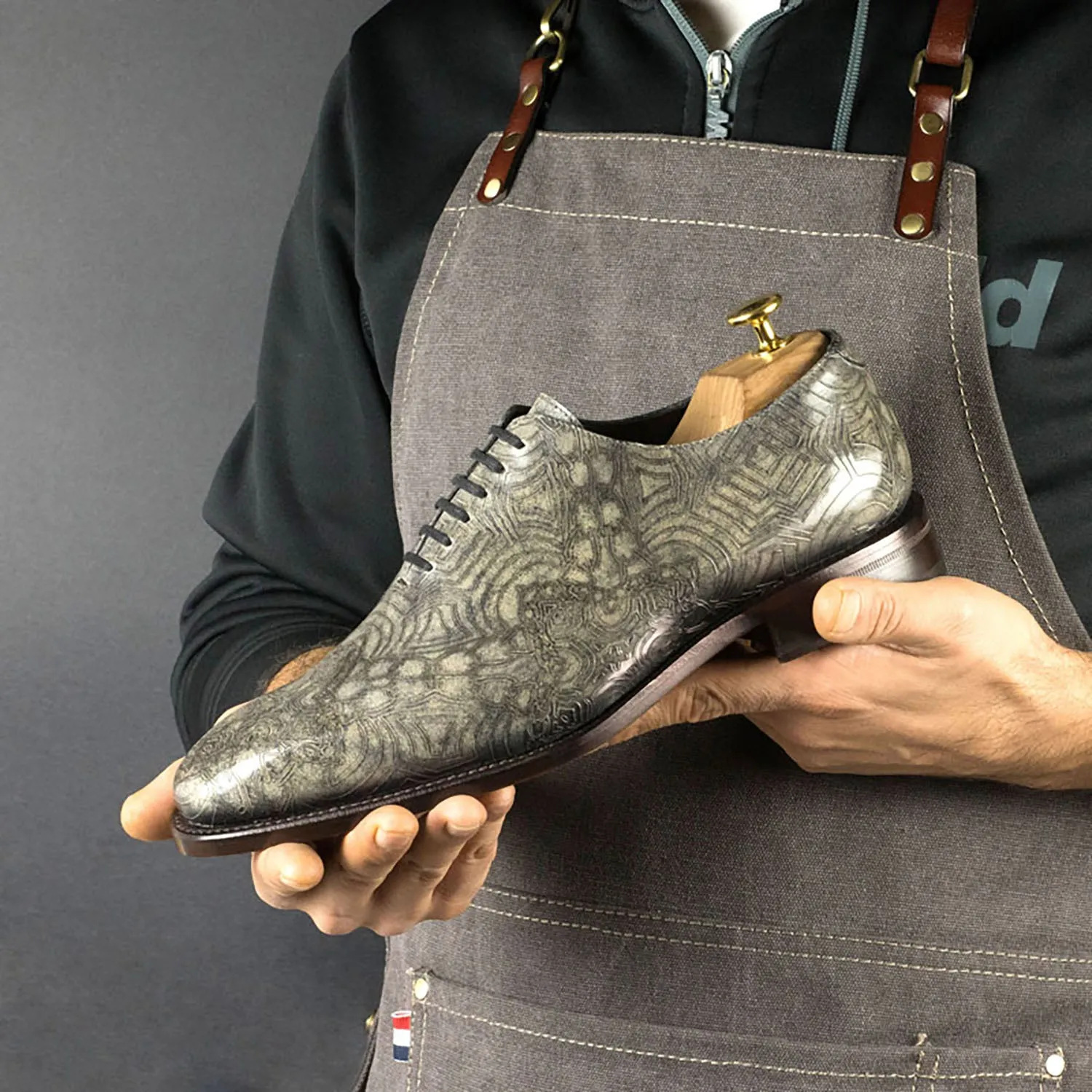 Ambrogio Men's Handmade Custom Made Shoes Gray Ash Chain Texture Print / Patina Leather Wholecut Plain Oxfords (AMB1632)