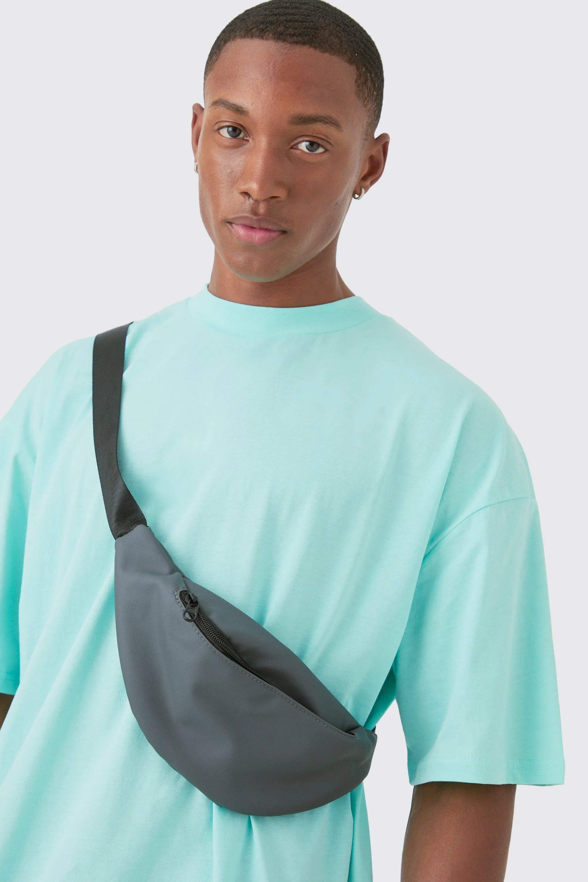 Basic Fanny Pack In Charcoal