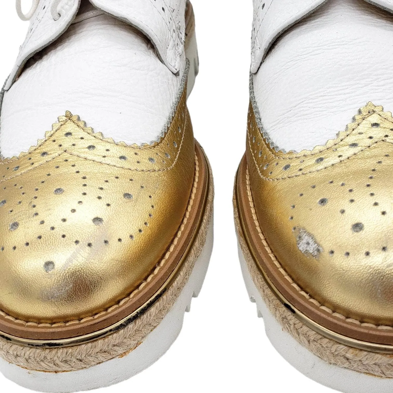 British Passport White & Gold Oxford Brogues