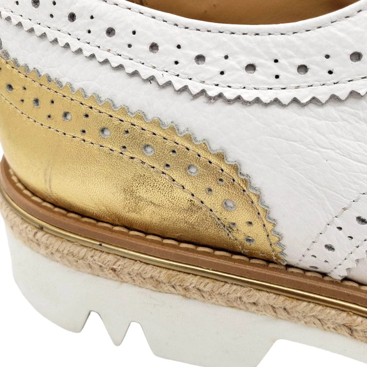 British Passport White & Gold Oxford Brogues