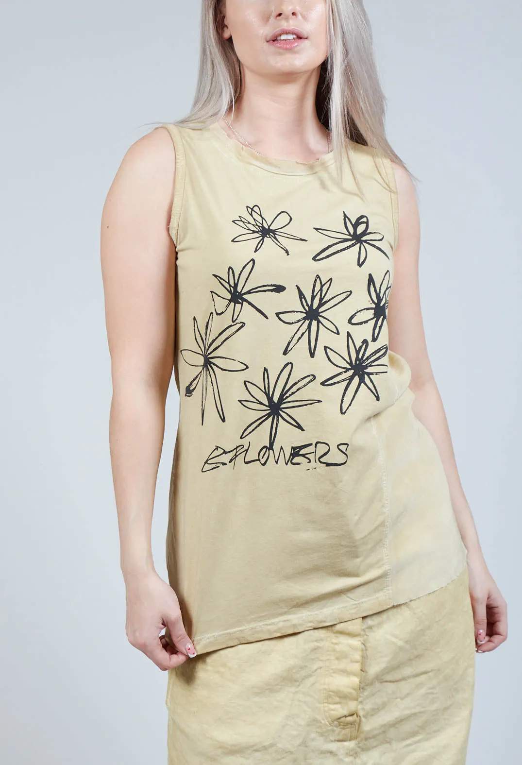 Flower Print Graphic Vest in Wax Flock Cloud