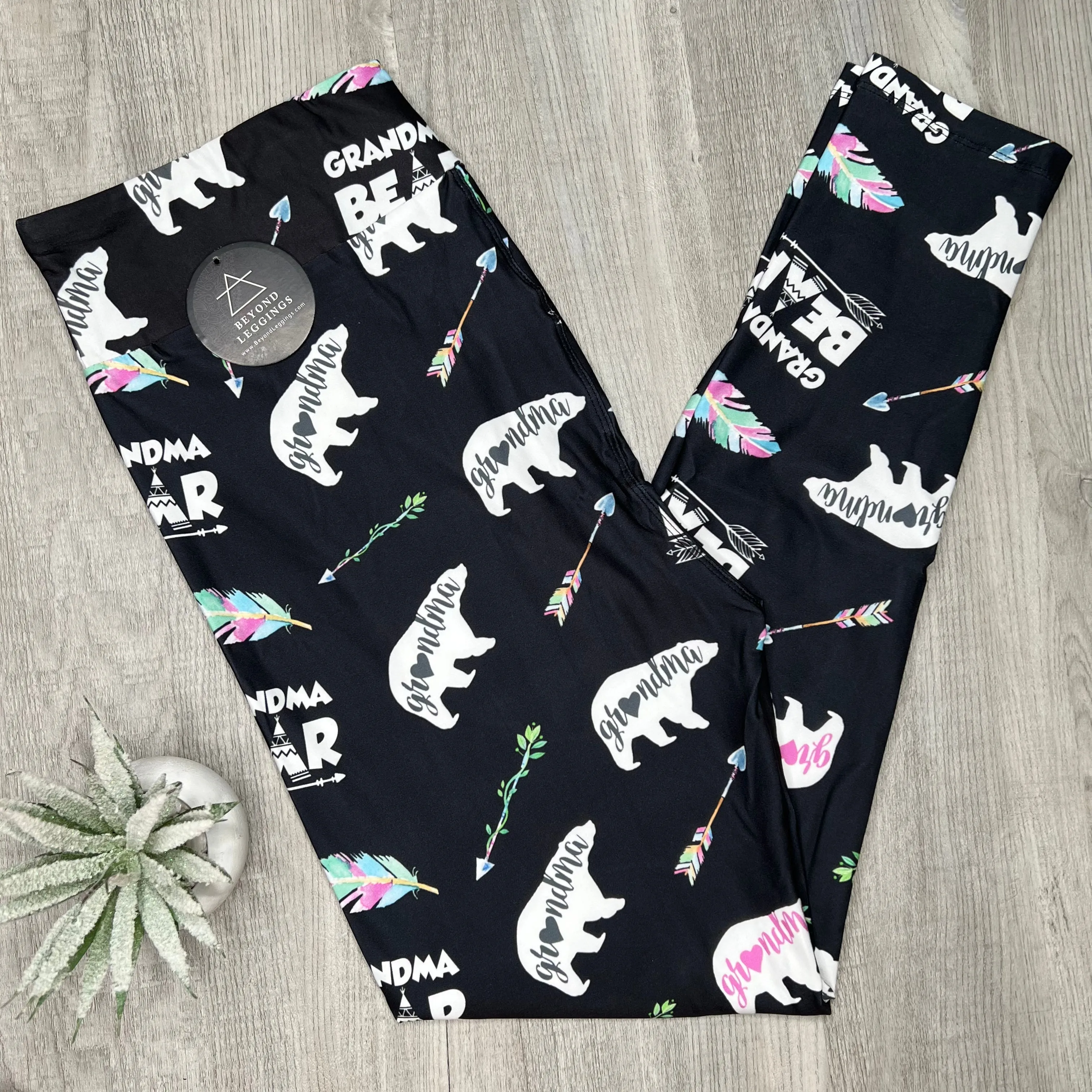 Grandma Bear & Feathers Print Soft Leggings