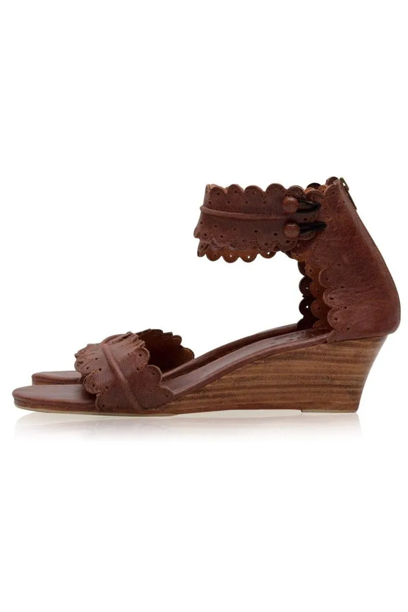 Magdalena Wedges in Black