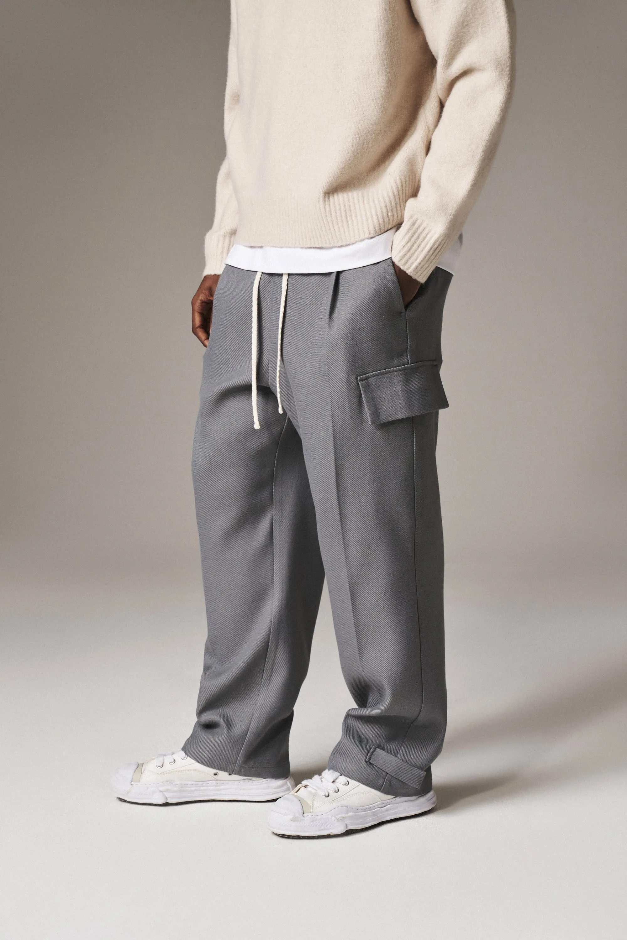 PLEATED WIDE LEG WOOL BLEND TROUSER - GREY