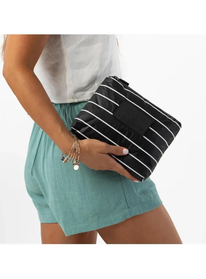 Small Pouch - Pinstripe