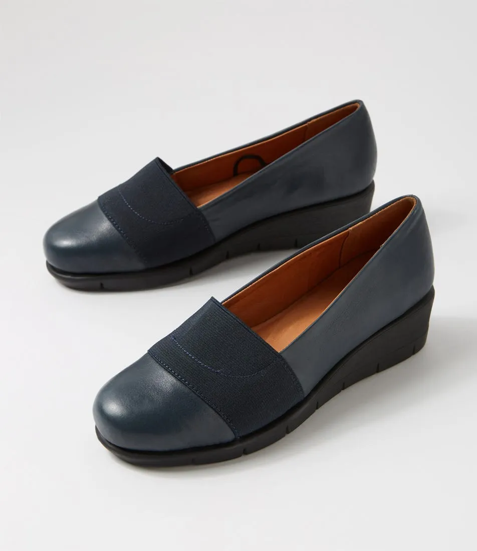 SUPERSOFT Macet Navy Leather Elastic Wedges