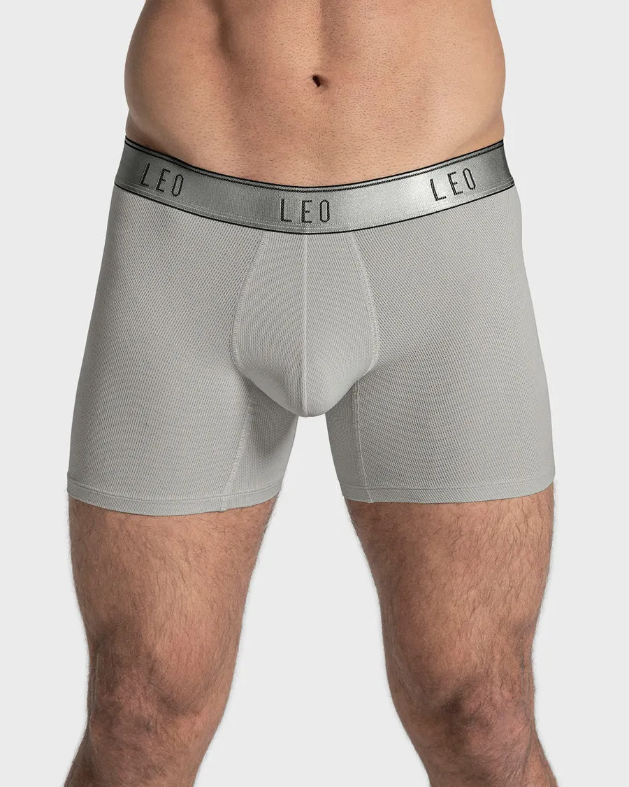 Ultra-light boxer brief with ergonomic pouch