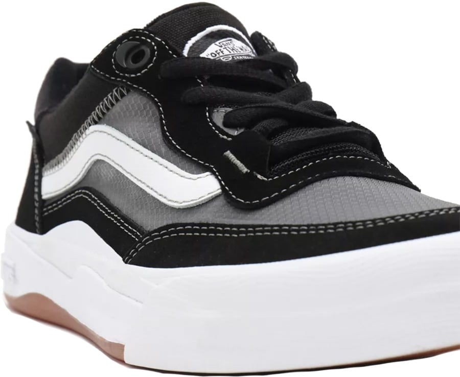 Wayvee Trainers/Skate Shoes