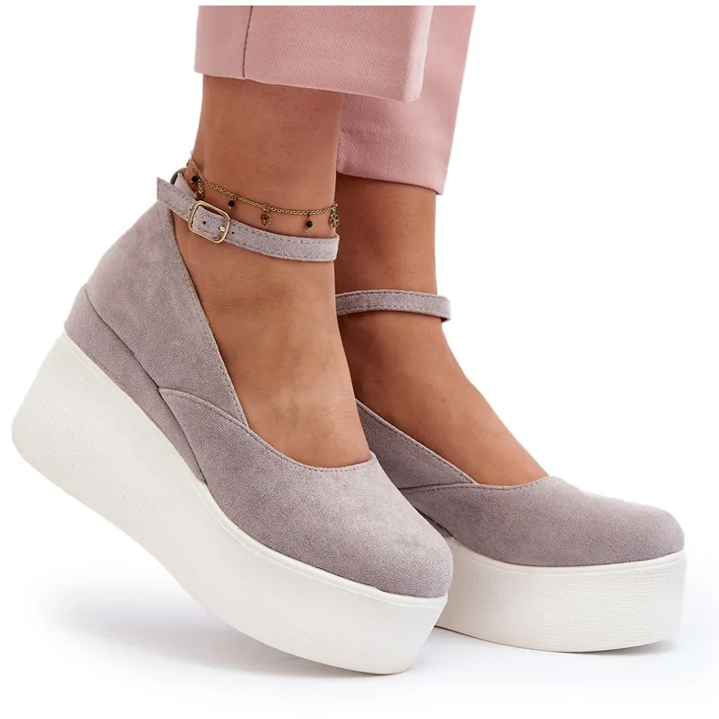 Women's Espadrilles on a Wedge Gray Malla grey