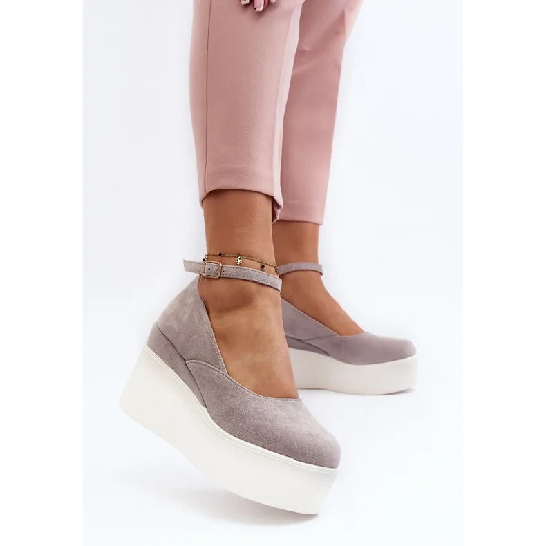 Women's Espadrilles on a Wedge Gray Malla grey